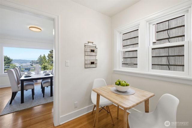 5006 Greenwood Avenue N, Seattle, WA 98103