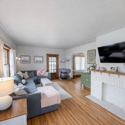 3945 E Elm, Wichita, KS 67208