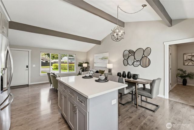 212 76th Place SW, Everett, WA 98203