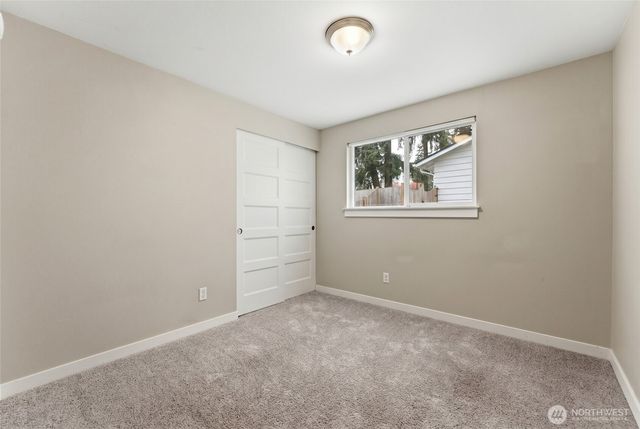 212 76th Place SW, Everett, WA 98203