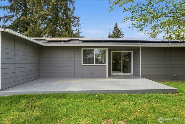 212 76th Place SW, Everett, WA 98203