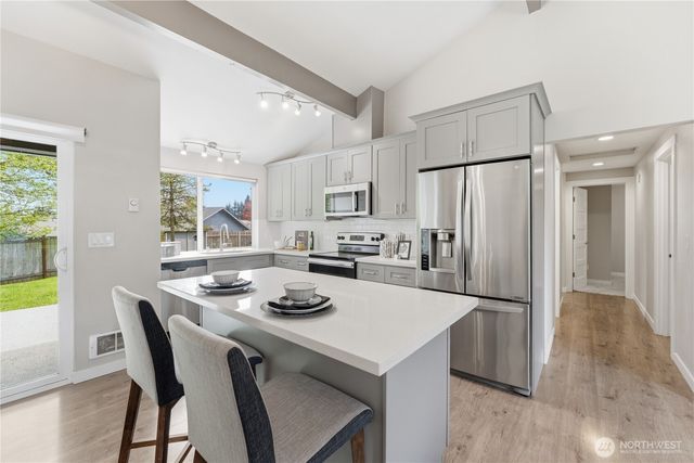 212 76th Place SW, Everett, WA 98203