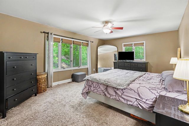 9065 Autumnglo Drive, Clarkston, MI 48348