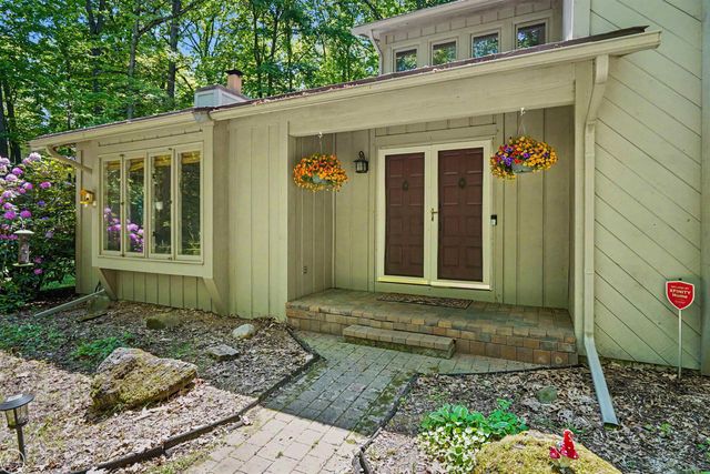 9065 Autumnglo Drive, Clarkston, MI 48348