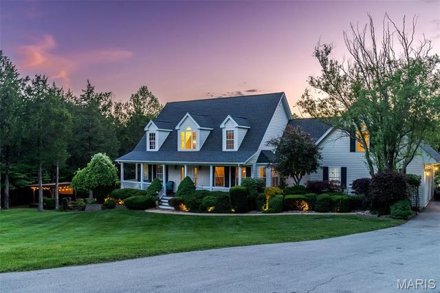 327 Hickory Spring Lane, Union, MO 63084