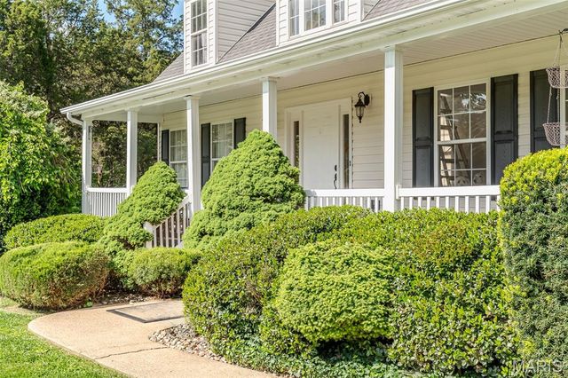 327 Hickory Spring Lane, Union, MO 63084