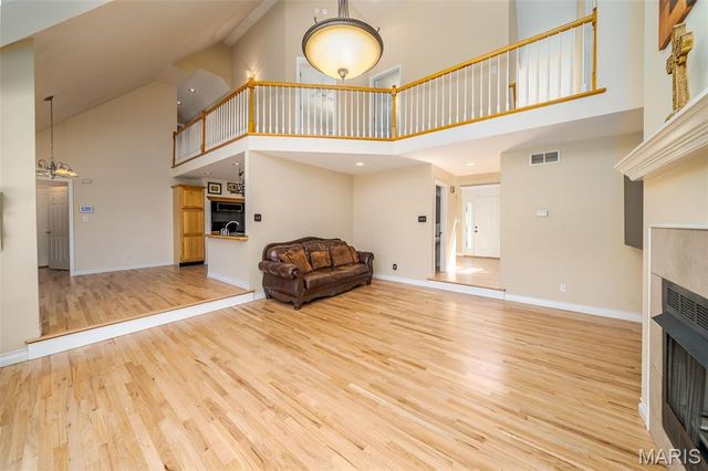 327 Hickory Spring Lane, Union, MO 63084
