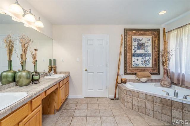 327 Hickory Spring Lane, Union, MO 63084