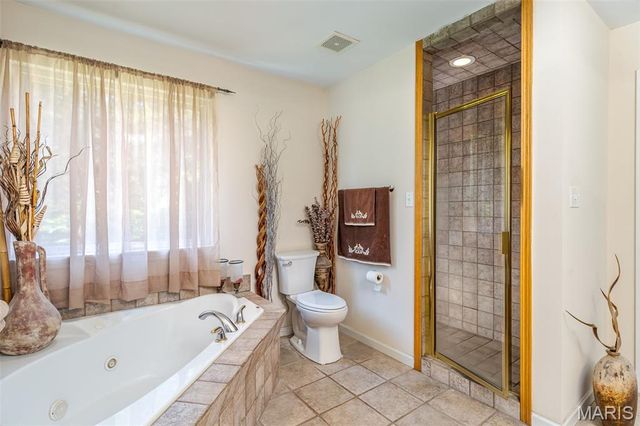 327 Hickory Spring Lane, Union, MO 63084