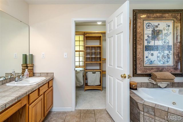 327 Hickory Spring Lane, Union, MO 63084
