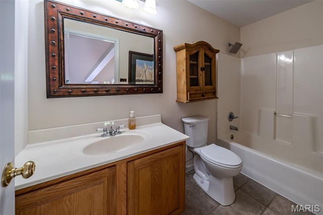 327 Hickory Spring Lane, Union, MO 63084
