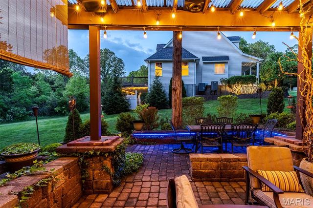 327 Hickory Spring Lane, Union, MO 63084