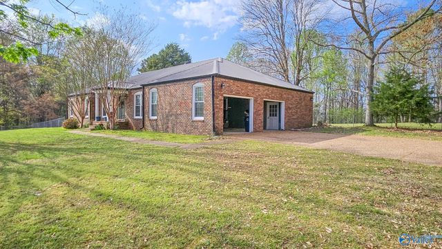 2231 County Road 344, Florence, AL 35634