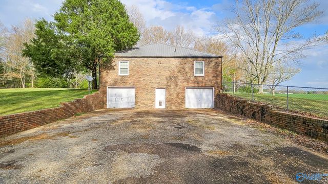 2231 County Road 344, Florence, AL 35634