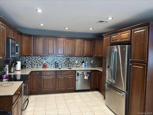 1458 Hummel Avenue, Holbrook, NY 11741