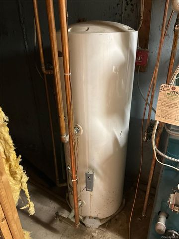 1458 Hummel Avenue, Holbrook, NY 11741