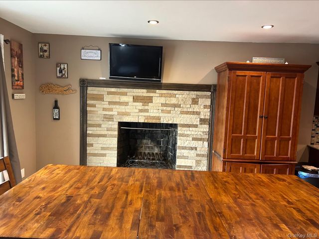 1458 Hummel Avenue, Holbrook, NY 11741