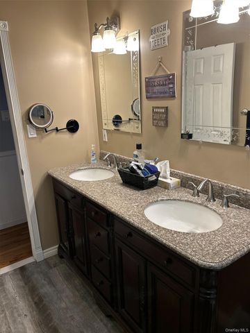 1458 Hummel Avenue, Holbrook, NY 11741