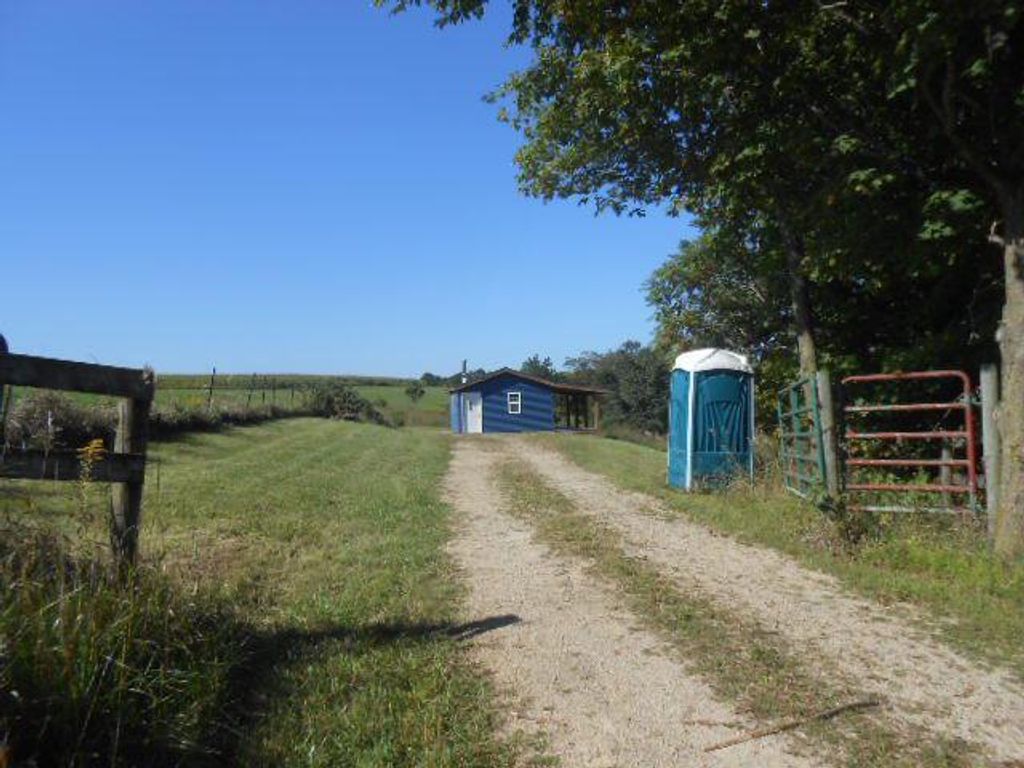 S4102 N ELK RUN ROAD, La Farge, WI 54639