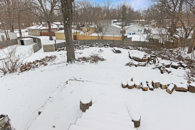 2733 Locust Street, Portage, IN 46368