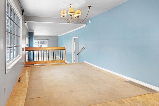 2733 Locust Street, Portage, IN 46368