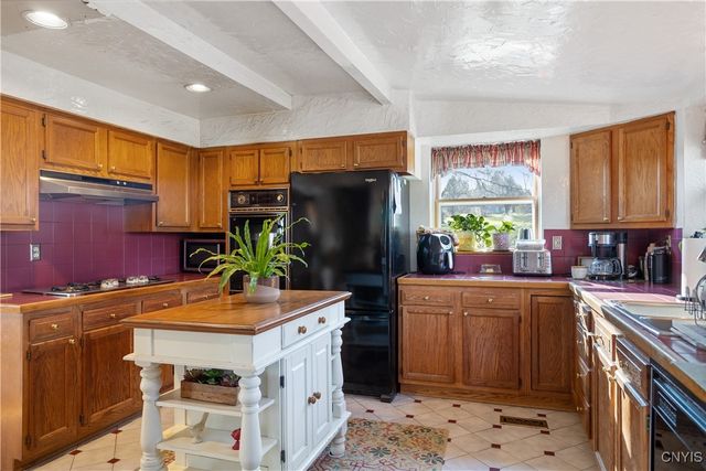 4469 Abbey Road, Onondaga, NY 13215