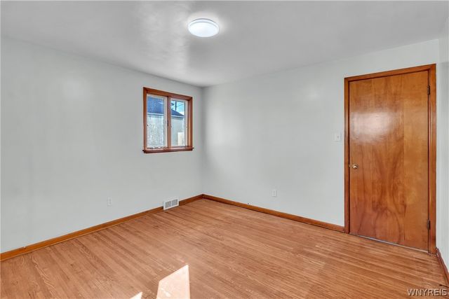40 Hawro Place, Lancaster, NY 14043