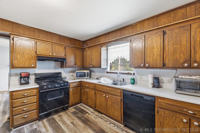 4801 W 168th Street N, Skiatook, OK 74070