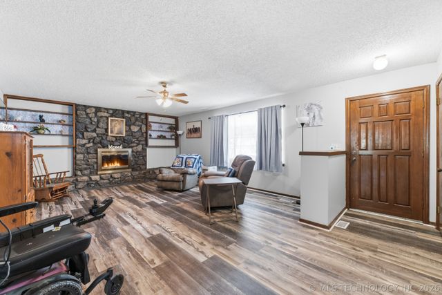 4801 W 168th Street N, Skiatook, OK 74070