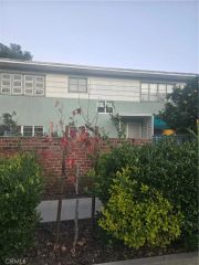 5156 Village, Los Angeles, CA 90016