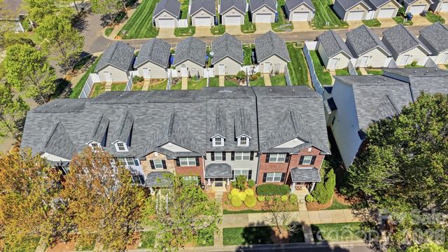 13950 Cypress Woods Drive, Huntersville, NC 28078