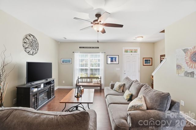 13950 Cypress Woods Drive, Huntersville, NC 28078