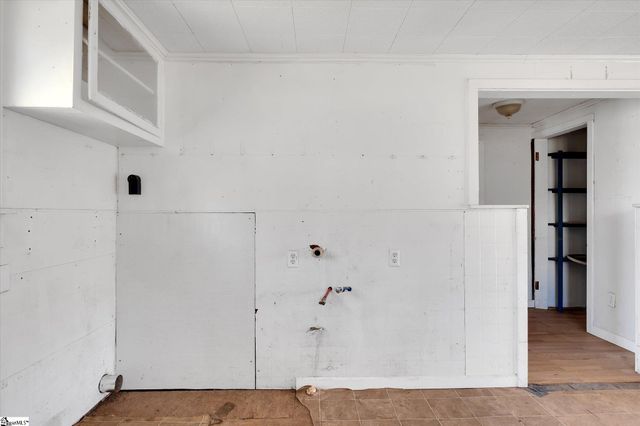 705 Old Seneca Road, Central, SC 29630