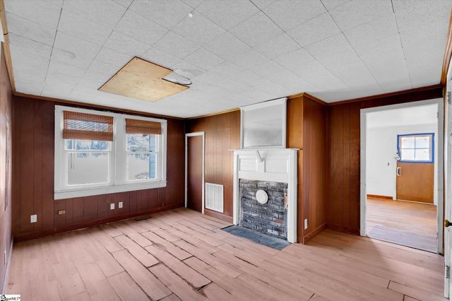 705 Old Seneca Road, Central, SC 29630