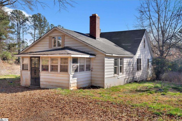 705 Old Seneca Road, Central, SC 29630