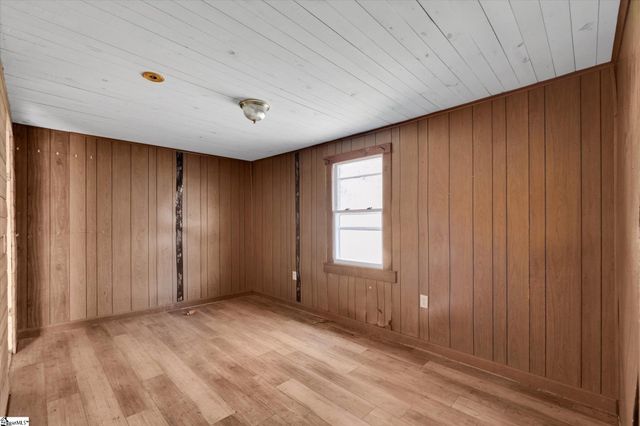 705 Old Seneca Road, Central, SC 29630