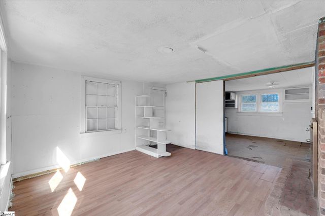 705 Old Seneca Road, Central, SC 29630