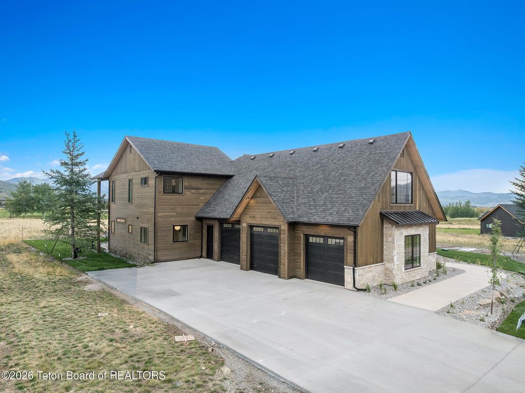 171 DESERT FOX Lane, Victor, ID 83455 photo 3