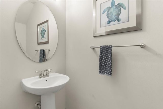 4909 WHITE SANDERLING COURT, Tampa, FL 33619