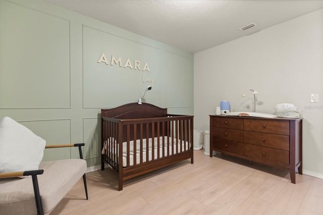 4909 WHITE SANDERLING COURT, Tampa, FL 33619