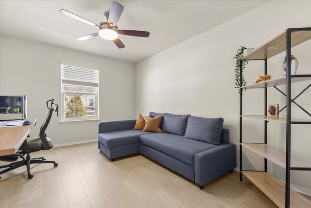 4909 WHITE SANDERLING COURT, Tampa, FL 33619