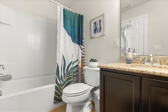 4909 WHITE SANDERLING COURT, Tampa, FL 33619