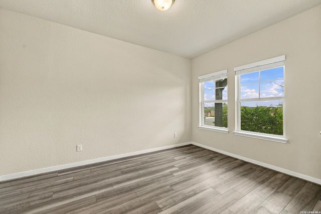 9515 Bonito Falls Dr, Converse, TX 78109