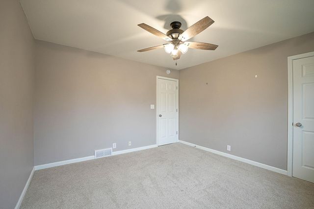 1553 Audubon Drive, Waterloo, IA 50701