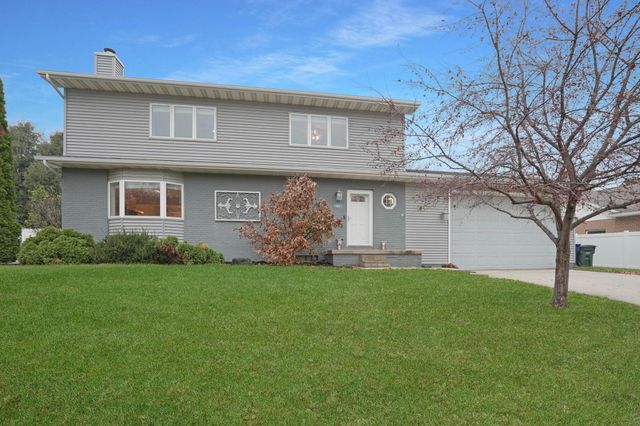 1553 Audubon Drive, Waterloo, IA 50701