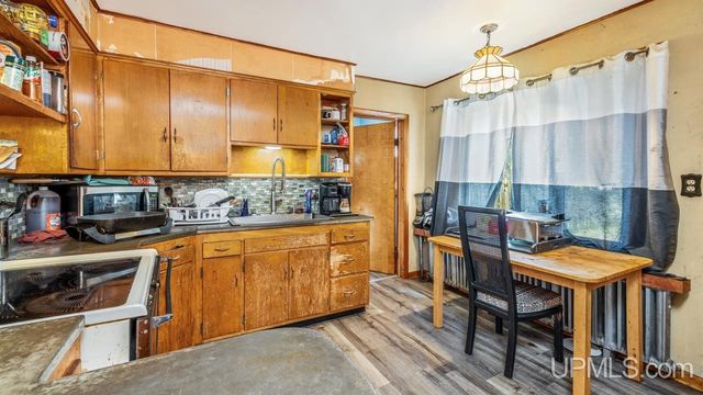 612 Maurice Street, Ishpeming, MI 49849