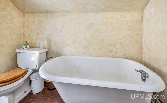 612 Maurice Street, Ishpeming, MI 49849