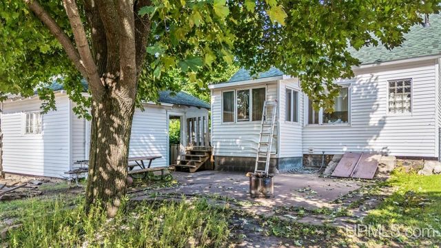 612 Maurice Street, Ishpeming, MI 49849