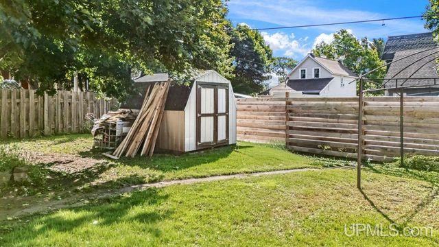 612 Maurice Street, Ishpeming, MI 49849