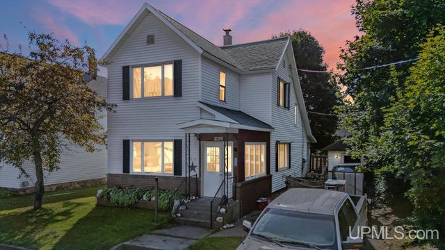 612 Maurice Street, Ishpeming, MI 49849